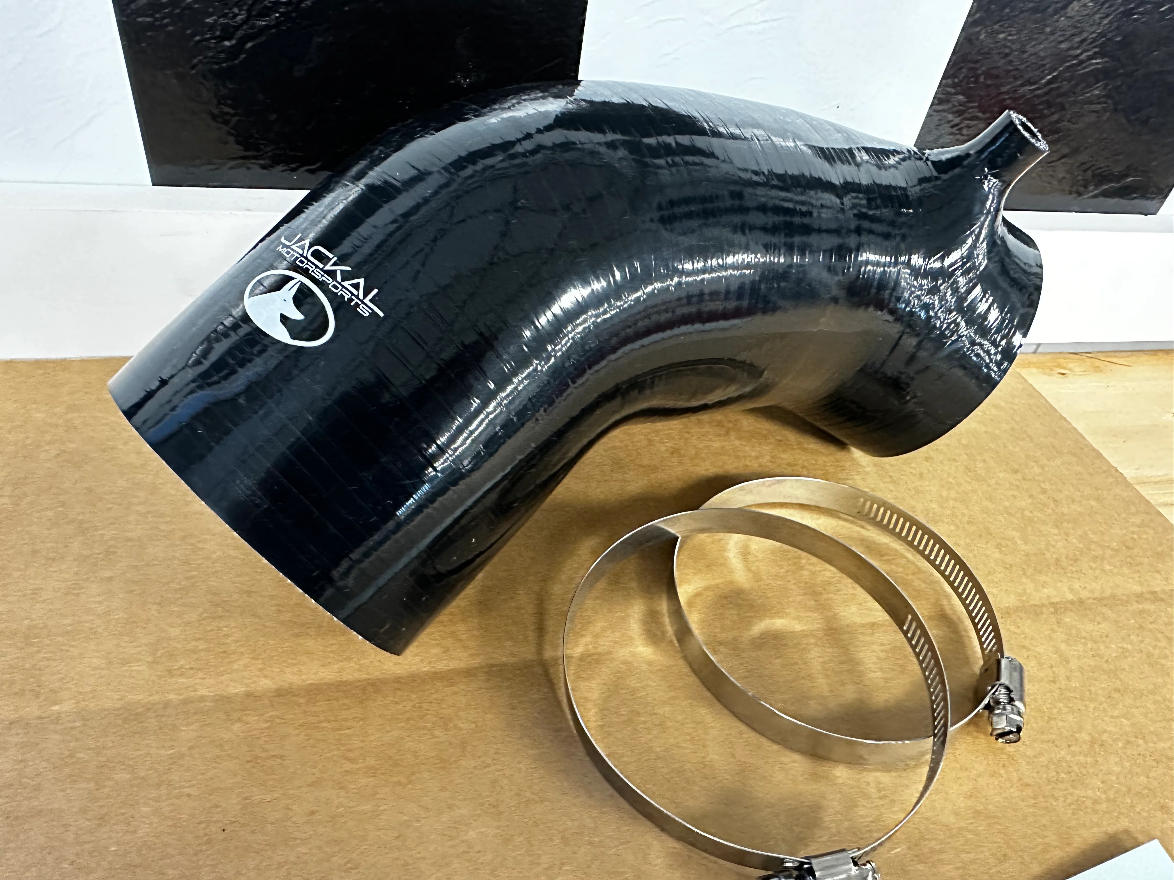 Jackal Motorsports B6/B7 S4 Air Intake System - Image 6