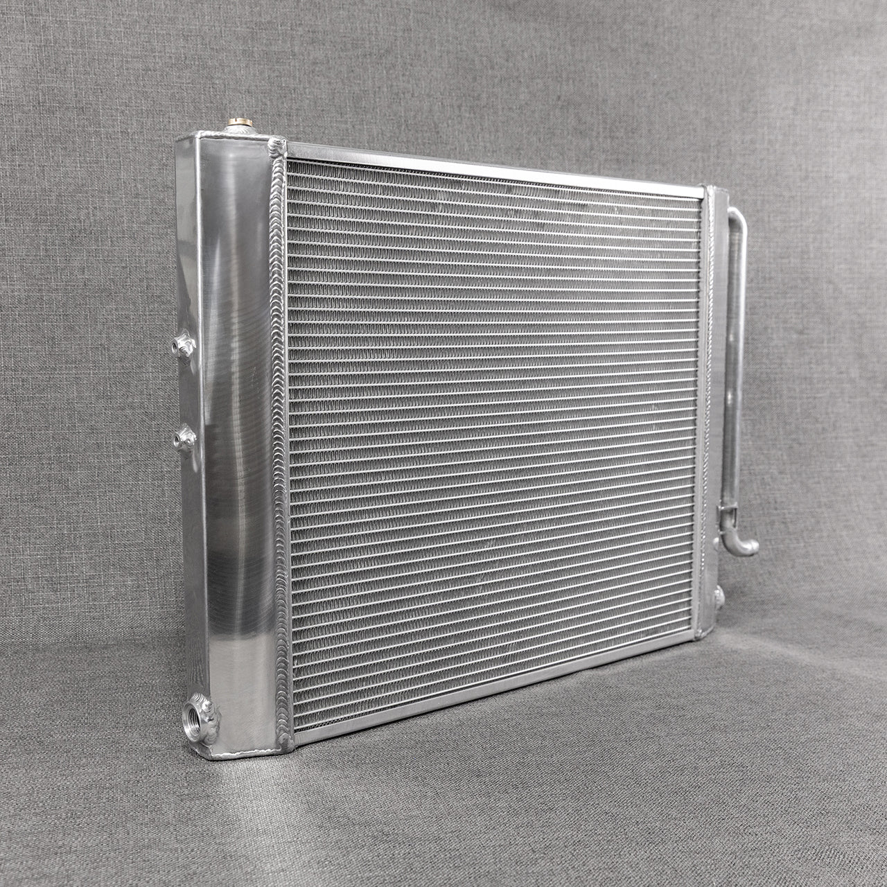 Merc Racing High Capacity heat exchanger for Audi S6, S7, A7, A6, Q5, SQ5, S4, S5 Polished - Image 3